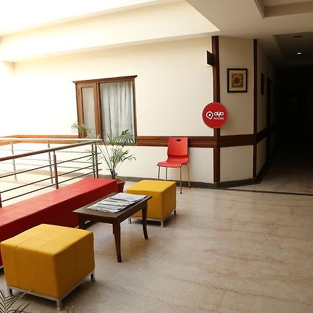 Oyo Rooms Chandigarh Sector 34 Kültér fotó